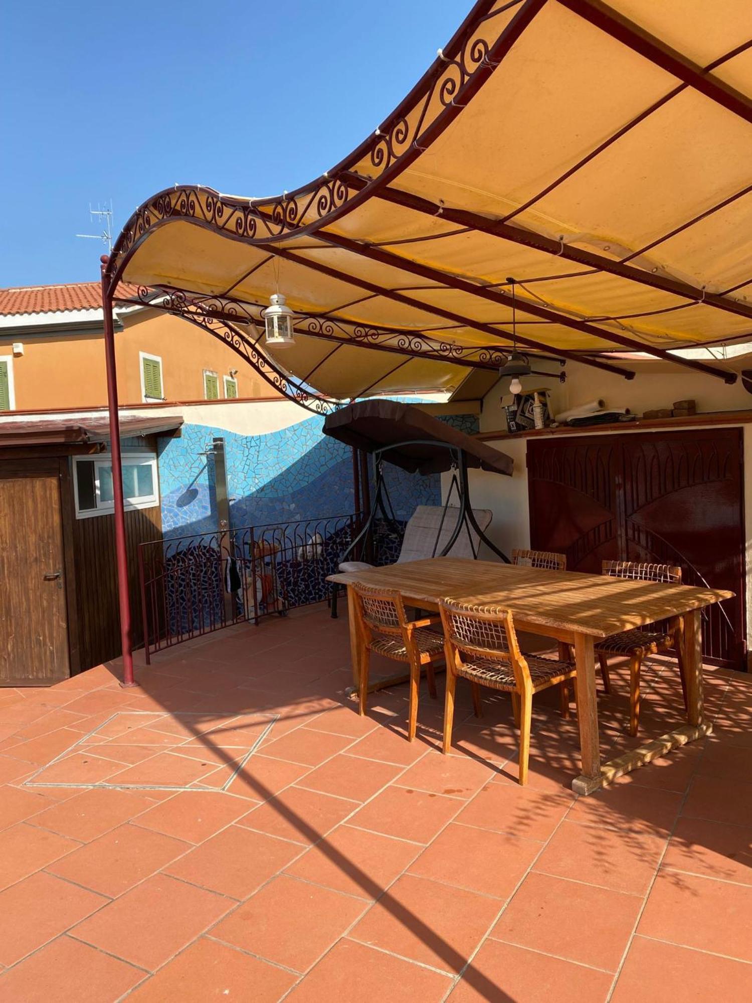 B&B La Rosa Salerno Luaran gambar