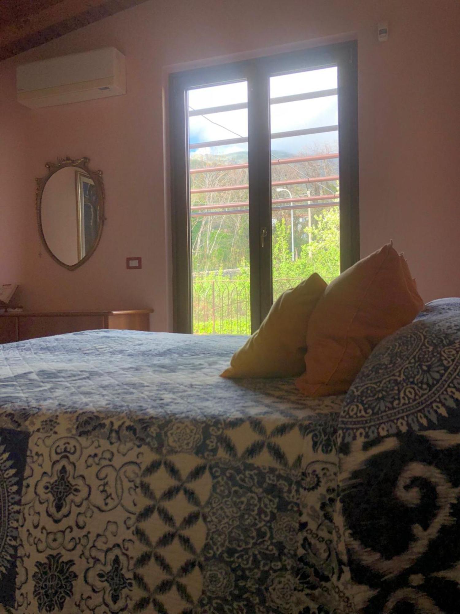 B&B La Rosa Salerno Luaran gambar